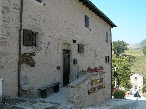 Ostello Podesteria Di Gombola Polinago Exterior photo
